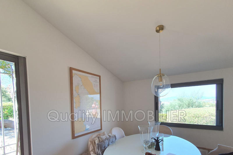 Maison - 150 m² - 4 pièces