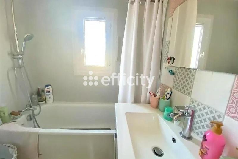 Maison - 65 m² - 3 pièces