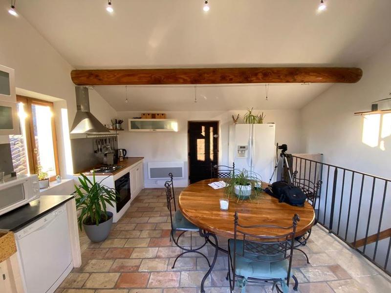 Appartement - 82 m² - 3 pièces