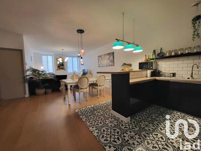 Appartement - 79 m² - 3 pièces