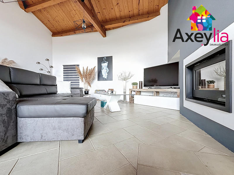 Maison - 195 m² - 8 pièces