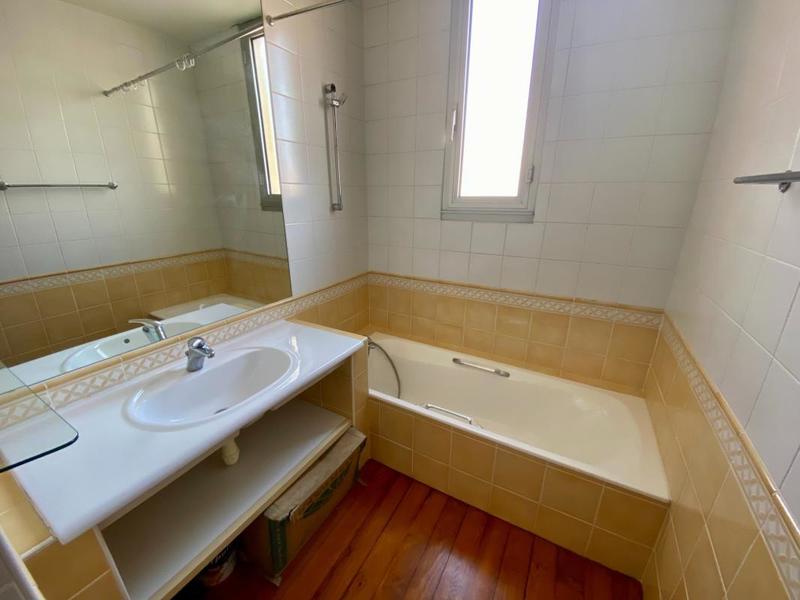 Appartement - 140 m² - 5 pièces