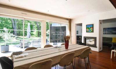 Villa - 265 m² - 8 pièces