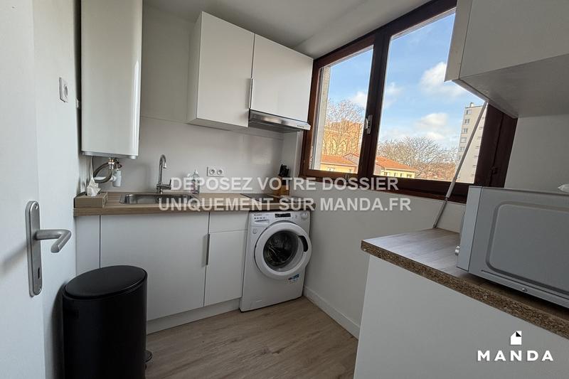 Studio - 30 m² - 1 pièce