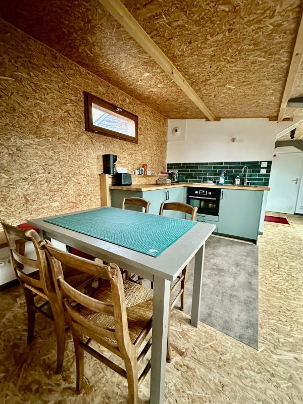 Studio - 42 m² - 1 pièce