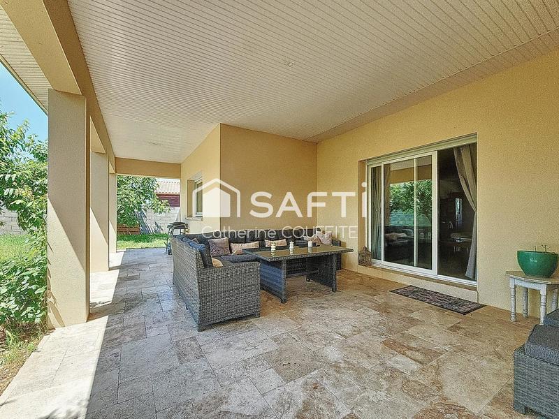 Maison - 180 m² - 8 pièces