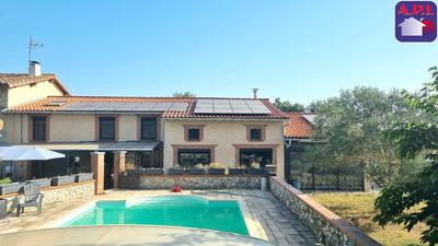 Corps de ferme - 223 m² - 5 pièces