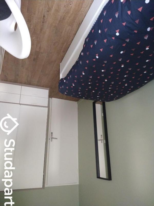 Chambre - 15 m² - 1 pièce