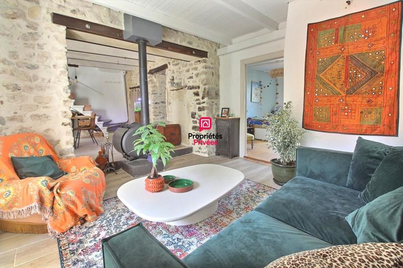 Maison - 150 m² - 9 pièces