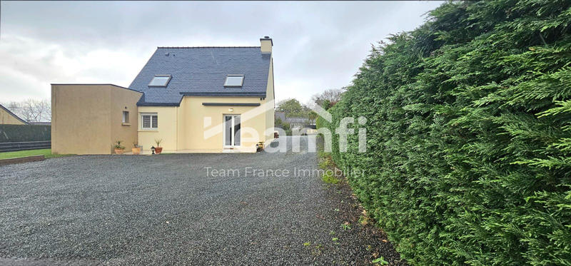 Maison - 95 m² - 5 pièces