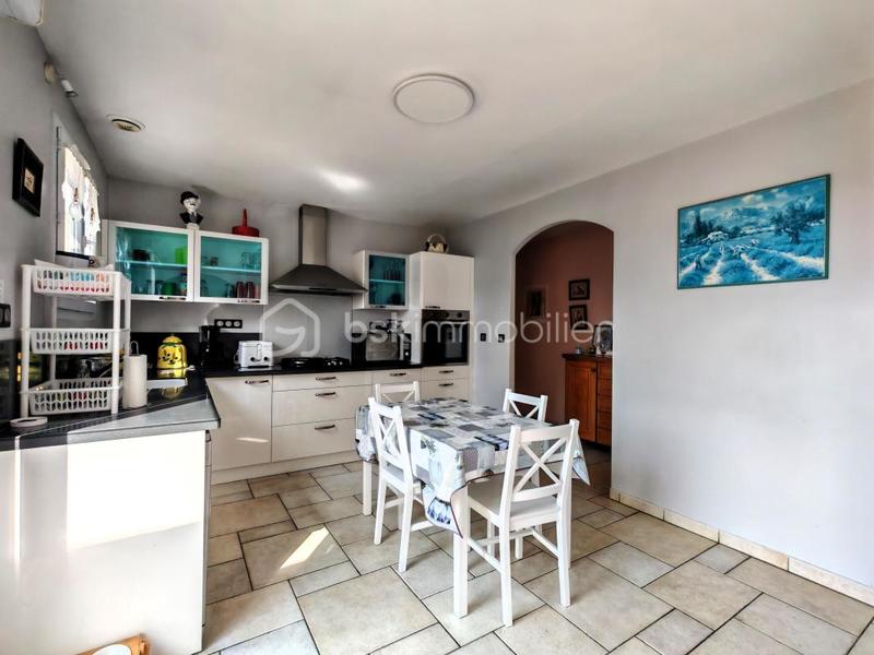 Maison - 269 m² - 8 pièces
