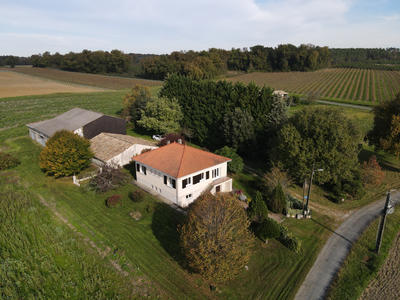 Maison - 99 m² - 4 pièces