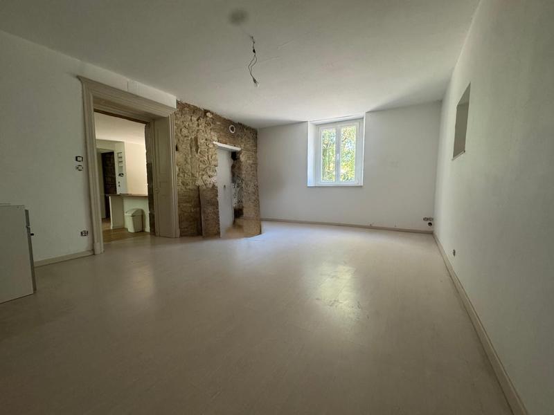 Maison - 190 m² - 9 pièces