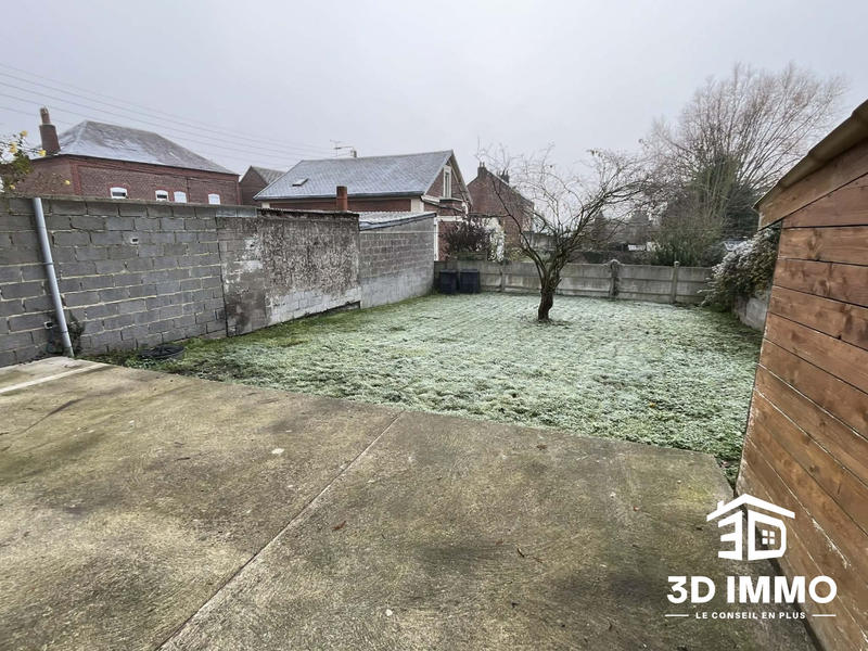 Maison - 90 m² - 5 pièces