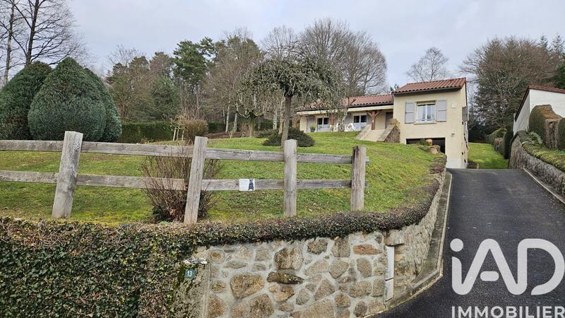 Maison - 96 m² - 4 pièces