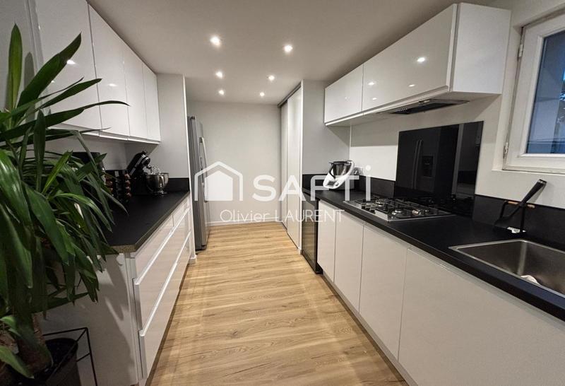 Maison - 169 m² - 6 pièces