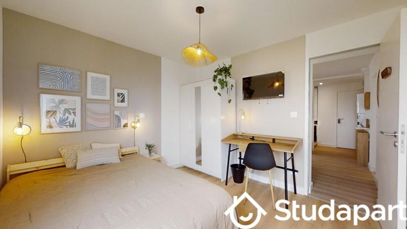 Chambre - 9 m² - 1 pièce