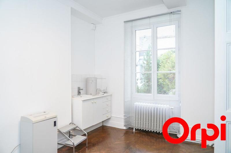 Maison - 340 m² - 7 pièces