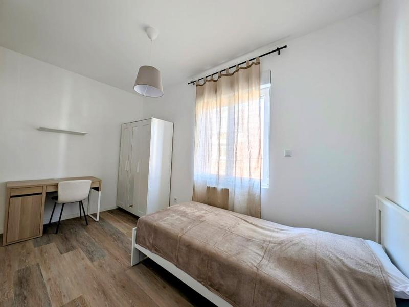 Maison - 84 m² - 6 pièces