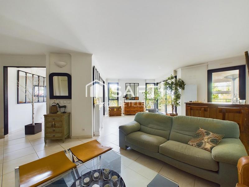 Appartement - 145 m² - 7 pièces