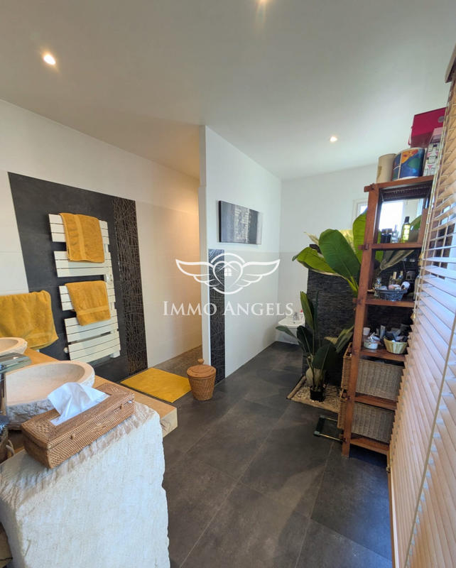 Villa - 150 m² - 6 pièces