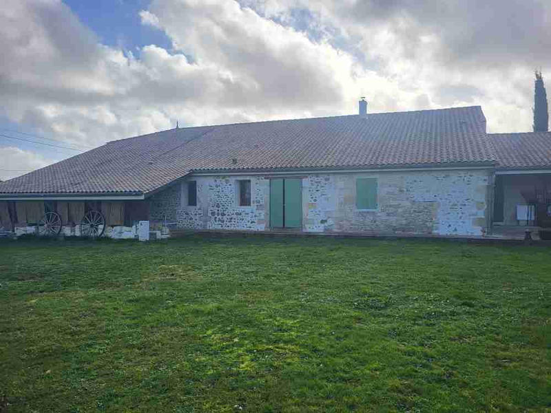 Maison - 298 m² - 7 pièces