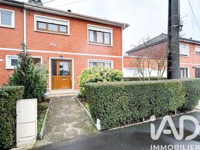 Maison - 100 m² - 5 pièces