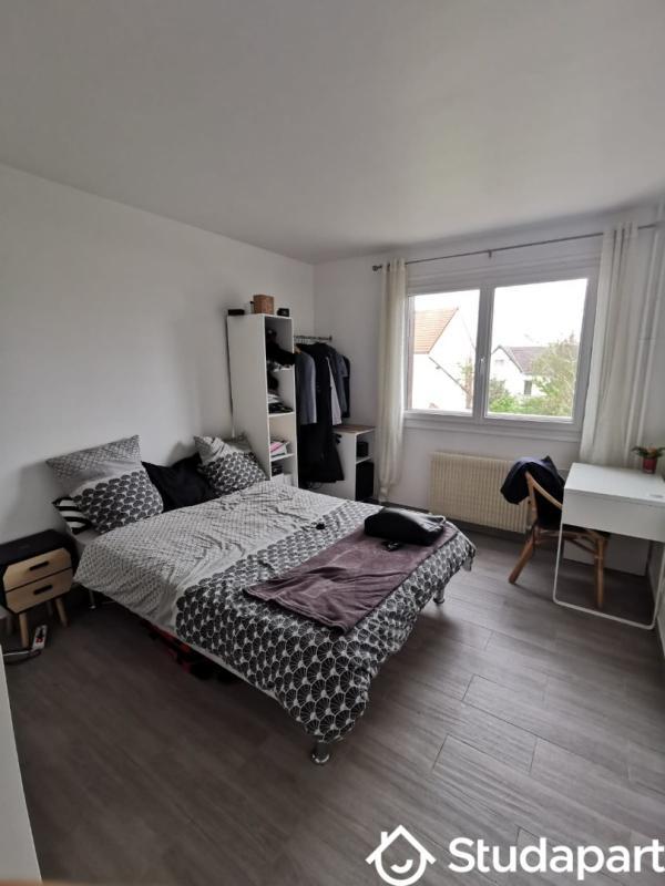 Chambre - 13 m² - 1 pièce