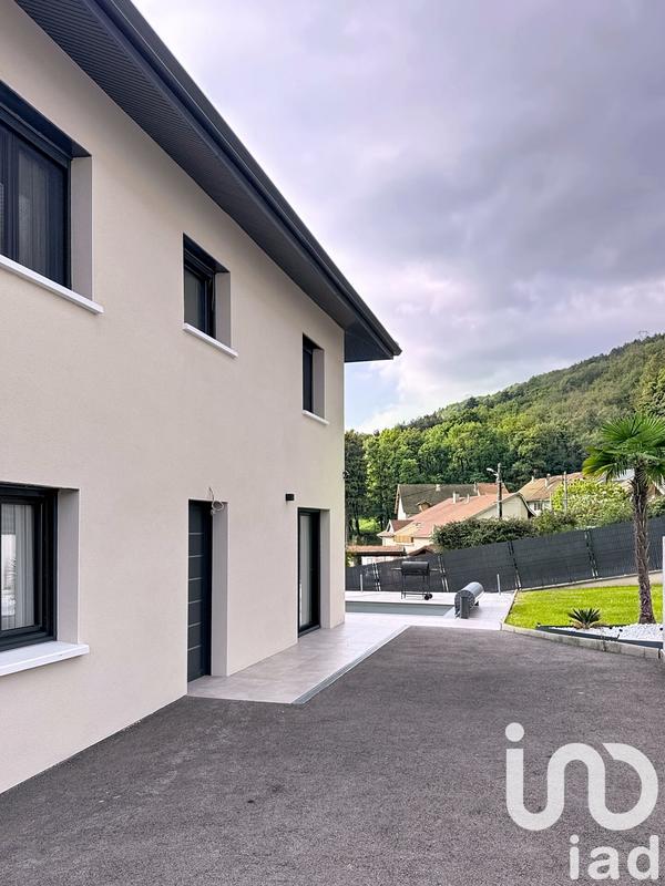 Maison - 136 m² - 5 pièces
