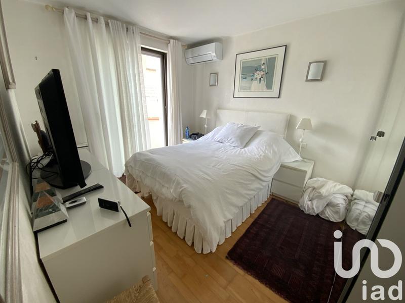 Maison - 230 m² - 8 pièces