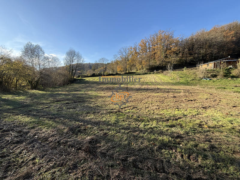 Terrain - 1 741 m²