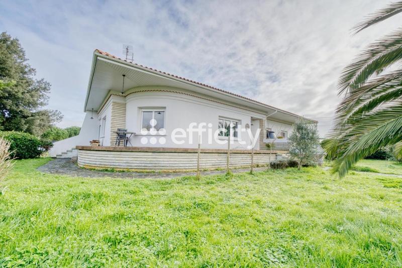 Villa - 162 m² - 6 pièces