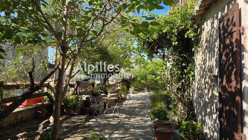 Maison de village - 229 m² - 8 pièces