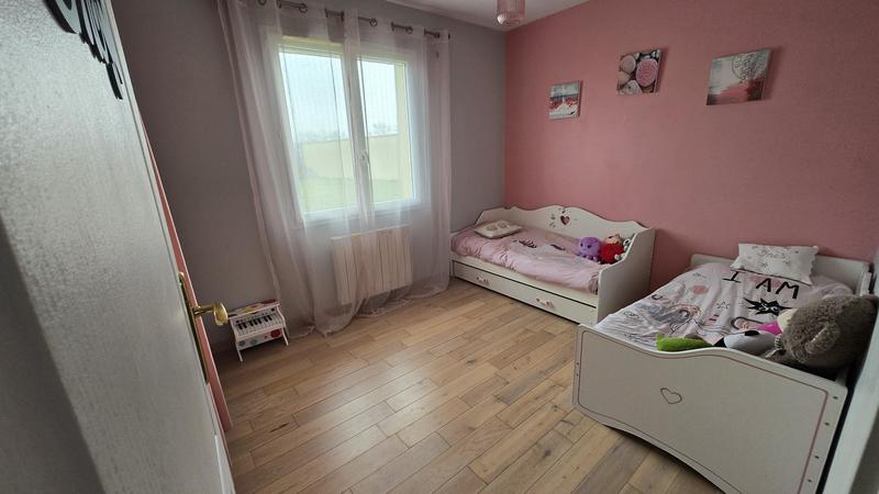 Maison - 90 m² - 5 pièces