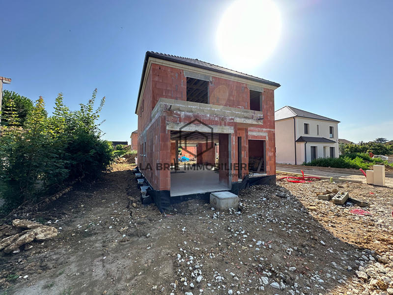 Maison - 139 m² - 6 pièces