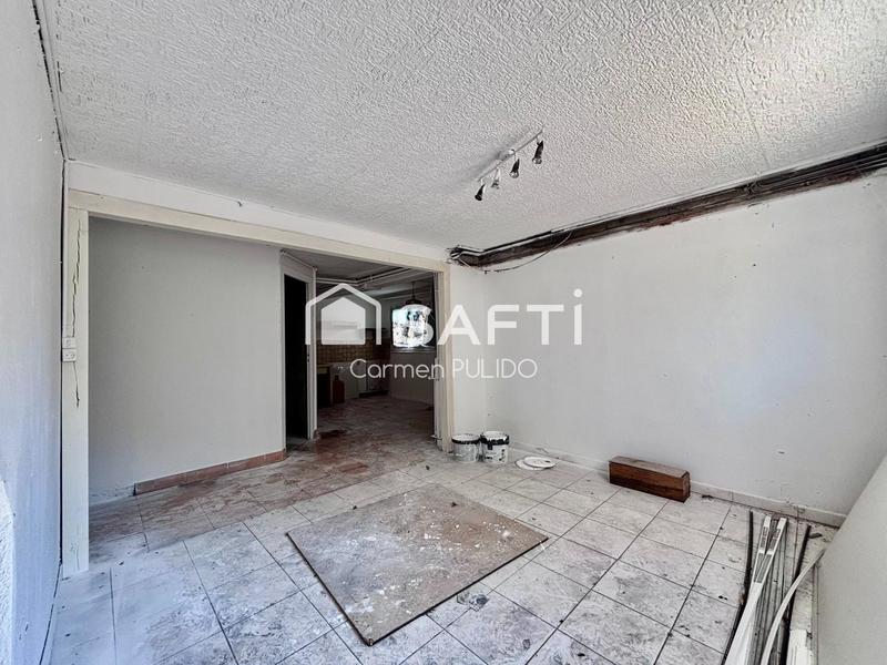 Maison - 210 m² - 9 pièces