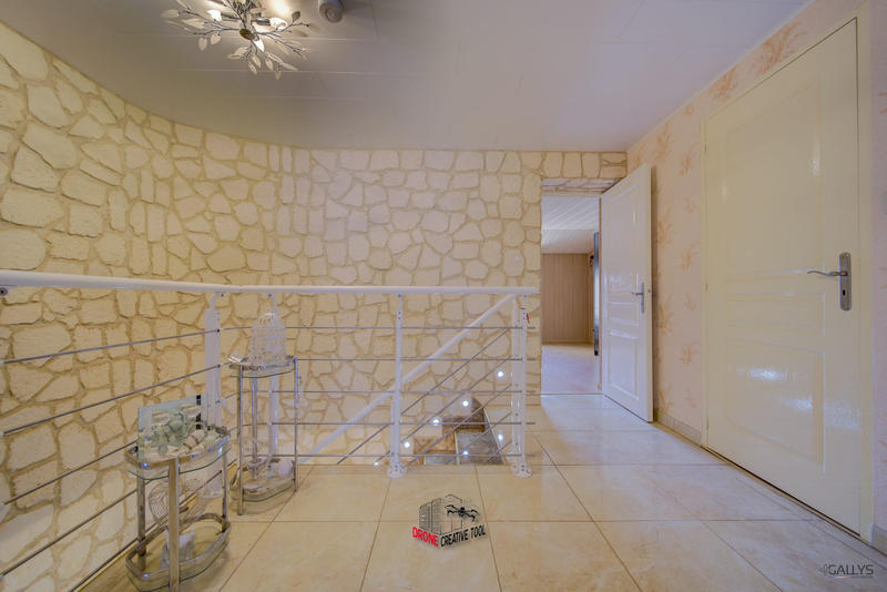 Maison - 170 m² - 7 pièces