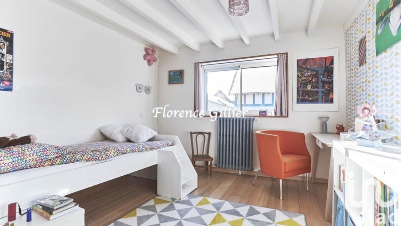 Maison - 178 m² - 9 pièces