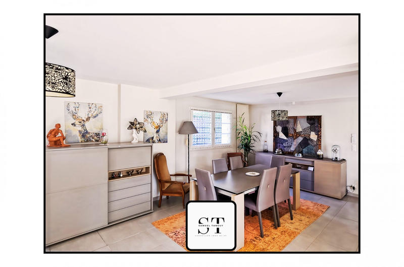 Maison - 207 m² - 6 pièces