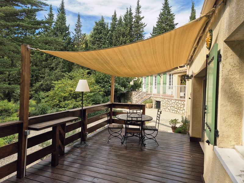 Villa - 200 m² - 8 pièces