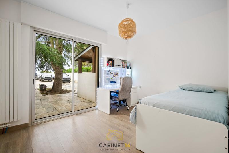 Maison - 328 m² - 8 pièces