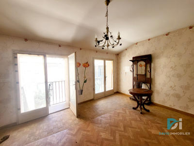 Maison - 385 m² - 11 pièces