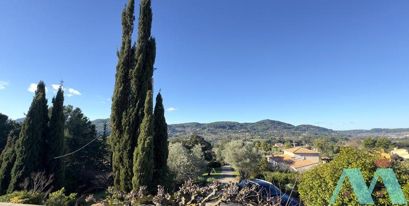 Maison - 190 m² - 7 pièces