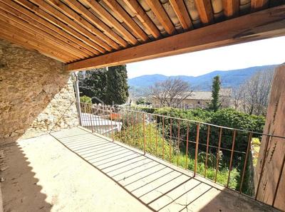 Maison de village - 84 m² - 3 pièces