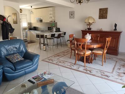 Villa - 85 m² - 4 pièces