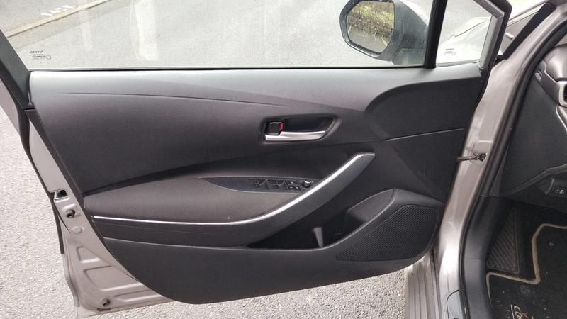 Toyota Corolla 1.8 122.0 Active