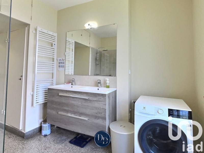 Appartement - 90 m² - 4 pièces