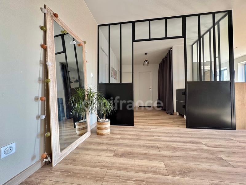 Appartement - 105 m² - 3 pièces