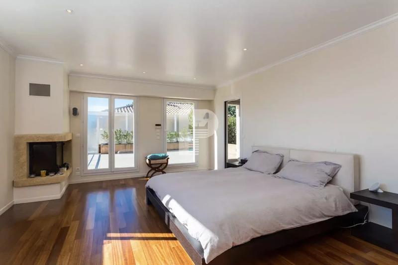 Appartement - 108 m² - 3 pièces