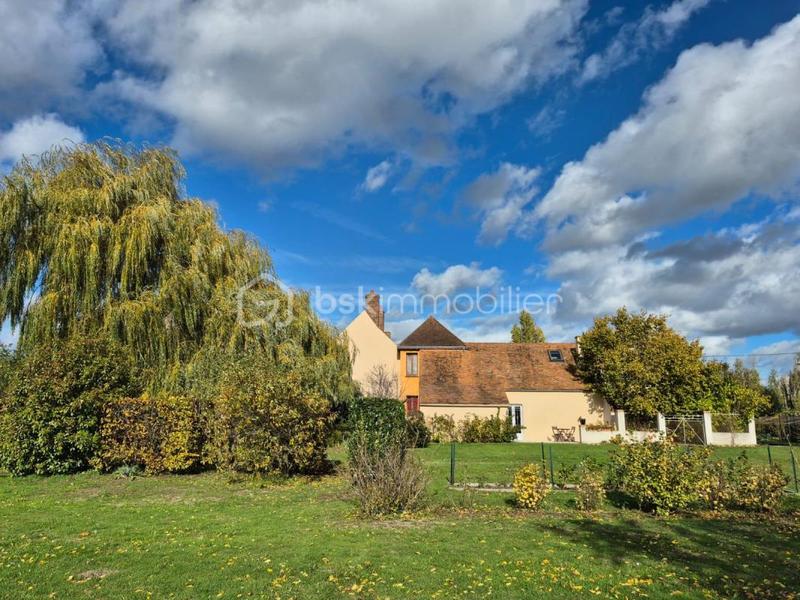 Propriété - 358 m² - 7 pièces